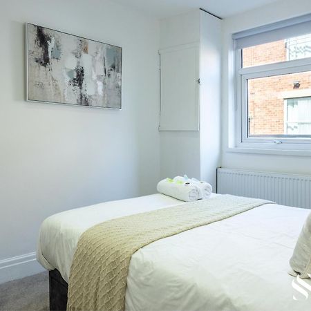 One Bedroom Apartment At Smooth Stays Short Lets & Serviced Accommodation Preston With Parking Near Train Station Zewnętrze zdjęcie