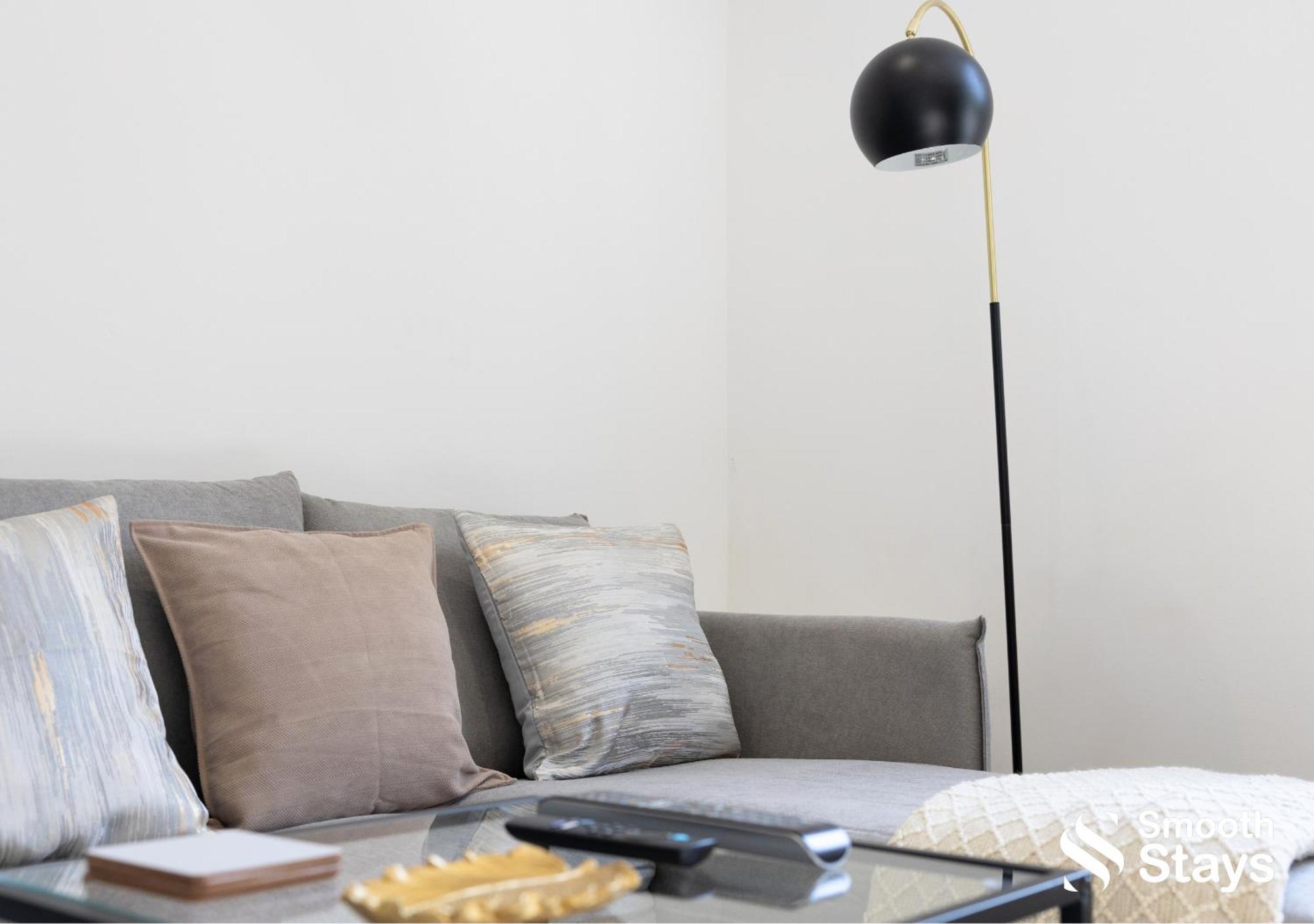 One Bedroom Apartment At Smooth Stays Short Lets & Serviced Accommodation Preston With Parking Near Train Station Zewnętrze zdjęcie