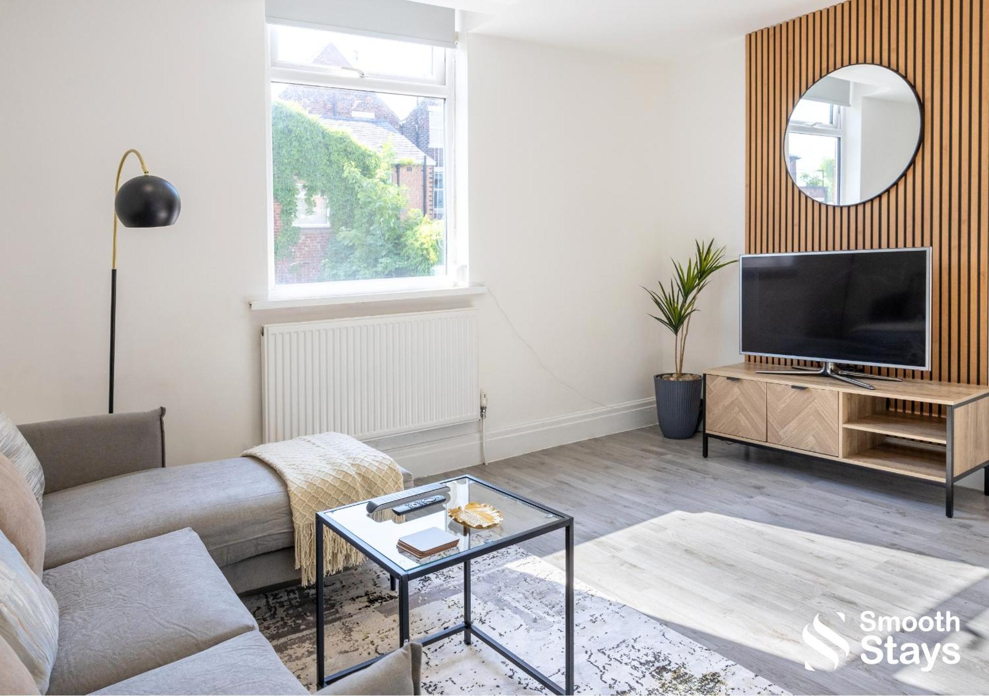 One Bedroom Apartment At Smooth Stays Short Lets & Serviced Accommodation Preston With Parking Near Train Station Zewnętrze zdjęcie